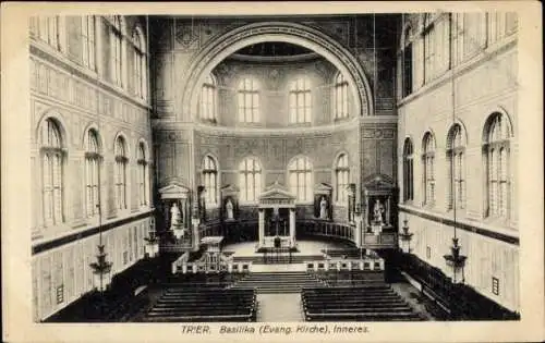 Ak Trier an der Mosel, Basilika ( Evang. Kirche), Innenansicht, Altar