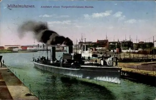 Ak Wilhelmshaven in Niedersachsen, Deutsches Kriegsschiff, Torpedodivisionsboot bei der Ausfahrt