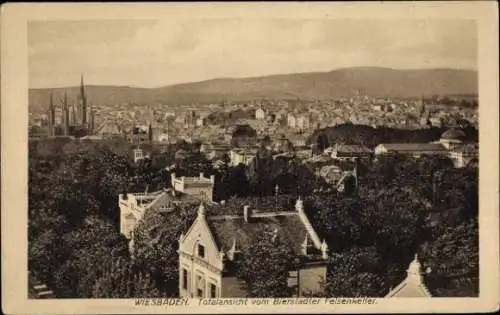 Ak Wiesbaden in Hessen, Totalansicht, Blick vom Bierstadter Felsenkeller