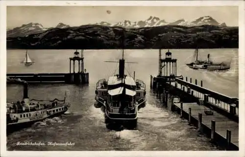 Ak Friedrichshafen am Bodensee, Hafenausfahrt, Dampfer