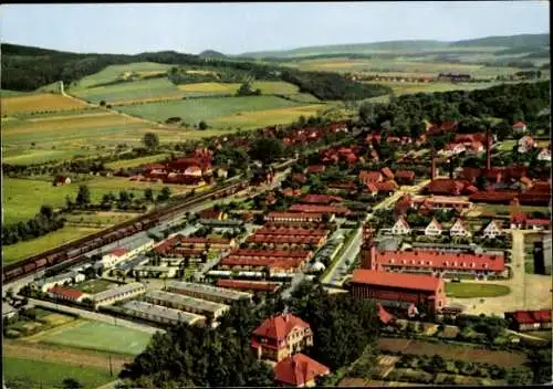 Ak Friedland an der Leine Niedersachsen, Grenzdurchgangslager, Luftaufnahme