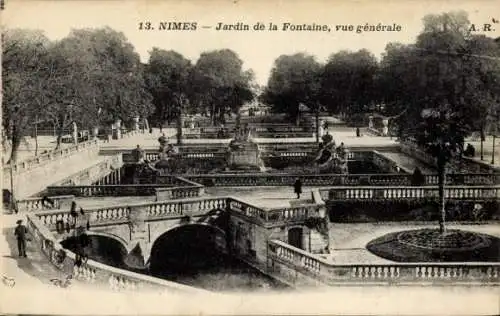 Ak Nîmes Gard, Jardin de la Fontaine, vue generale