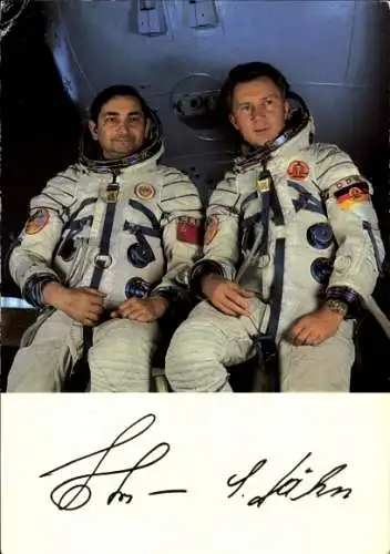 Ak Kosmonaut Waleri Fjodorowitsch Bykowski, Sigmund Jähn, Portrait, DDR