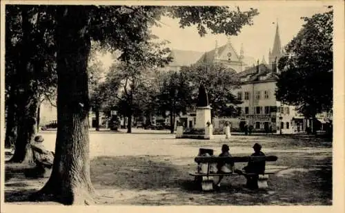 Ak Thonon les Bains Haute Savoie, Place du Chateau