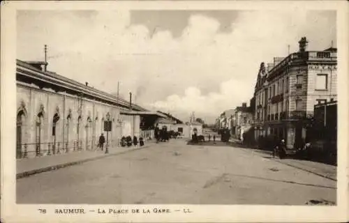 Ak Saumur Maine et Loire, Place de la Gare