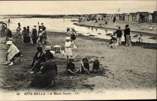 Set von 50 Ak  Riva Bella Menschen am Strand