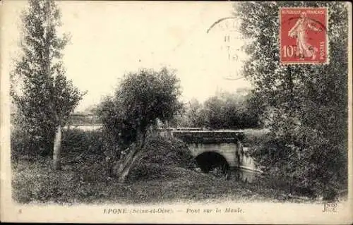 Set von 15 Ak Epone Yvelines,Épône - Église,Épône - Château etc.