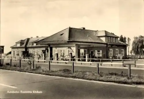 Ak Köckern Sandersdorf Brehna Kreis Anhalt Bitterfeld, Blick auf die Autobahn Raststätte, Tankstelle