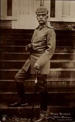 Ak Herzog Bernhard III. von Sachsen-Meiningen im Felde, Standportrait