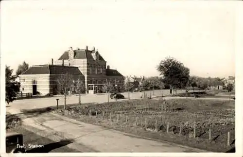 Ak Tiel Gelderland, Bahnhof