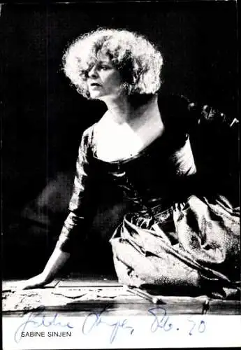 Ak Schauspielerin Sabine Sinjen, Portrait, Autogramm