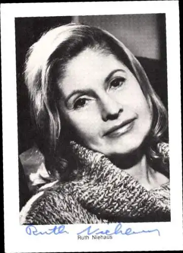 Ak Schauspielerin Ruth Niehaus, Portrait, Autogramm