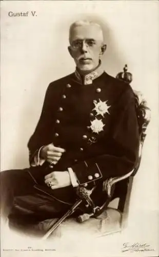 Ak König Adolf V. von Schweden, Porträt