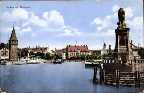 Ak Lindau am Bodensee Schwaben, Hafenpartie, Löwenstatue, Mangturm, Blick vom See aus, Dampfer