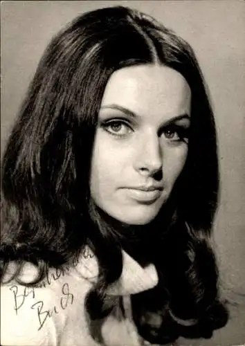 Ak Schauspielerin Bernharda Buch, Portrait, Autogramm