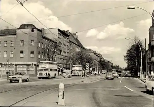 Ak Berlin Weißensee, Klement Gottwald Allee, Verkehr, Busse