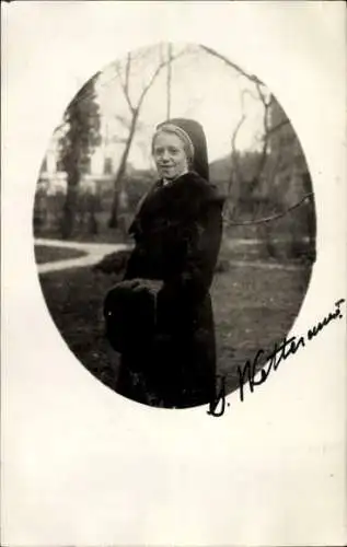 Foto Ak Gleiwitz Oberschlesien, Niederländisches Rotes Kreuz, Krankenschwester, Portrait