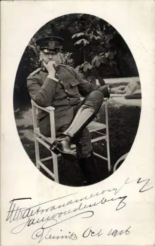 Foto Ak Gleiwitz Oberschlesien, Niederländisches Rotes Kreuz, Offizier in Uniform, Portrait