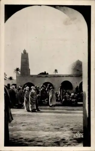 Ak Ouargla Algerien, Blick auf eine Arkade