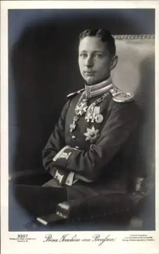 Ak Prinz Joachim von Preußen, Portrait in Uniform, Orden