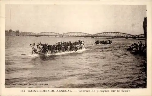 Ak Saint Louis Senegal, Kanurennen auf dem Fluss