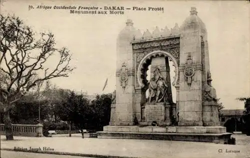 Ak Dakar Senegal, Place Protet, Kriegsdenkmal