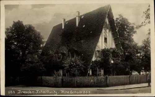 Foto Ak Dresden Leuben Großzschachwitz Zschachwitz, Alte Schule