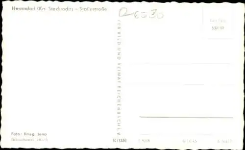 Ak Hermsdorf in Thüringen, Stalinstraße, Fachwerkhäuser