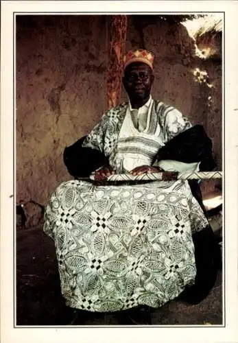 Ak Burkina Faso, lokaler Koch in Kombissiguiri
