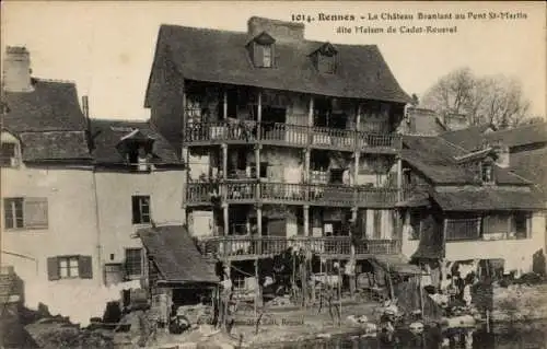 Ak Rennes Ille et Vilaine, Chateau Branlant au Pont St-Martin, Maison de Cadet-Roussel