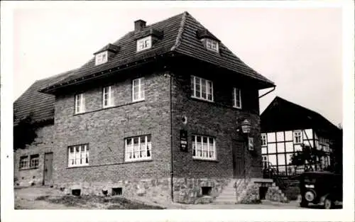 Ak Oberschledorn Medebach im Sauerland, Teilansicht, Fachwerkhaus