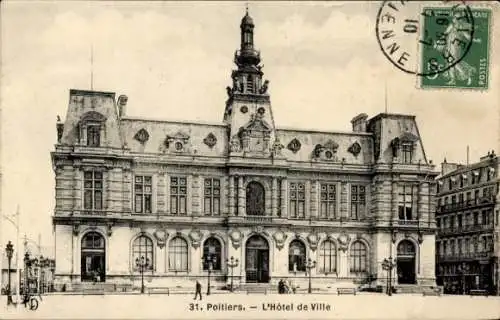 Ak Poitiers Vienne, Rathaus