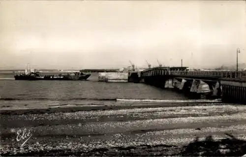 Ak Île de Ré Charente Maritime, Pointe de Sablanceaux, Arrivee du Bac venant de la Pallice