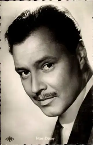 Foto Ak Schauspieler Ivan Desny, Portrait, Film Von Allen geliebt
