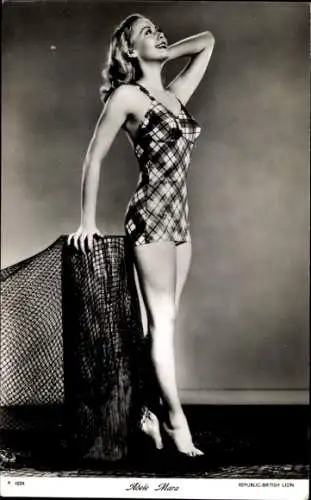 Ak Schauspielerin Adele Mara, Portrait