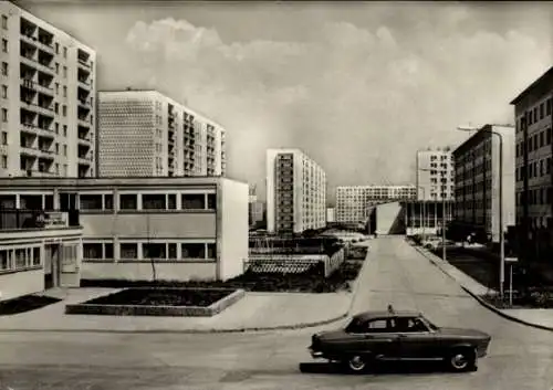 Ak Neustadt Halle an der Saale, Kindergarten Flax und Krümel, POS, Hochhäuser, Plattenbauten