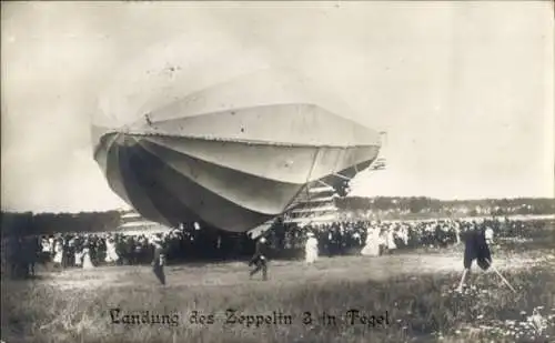 Ak Berlin Reinickendorf Tegel, Zeppelin 3, Landung, Zuschauer