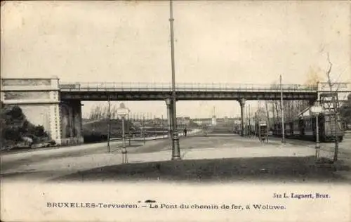 Ak Woluwe Saint Pierre Sint Pieters Woluwe Region Brüssel-Hauptstadt, Die Eisenbahnbrücke