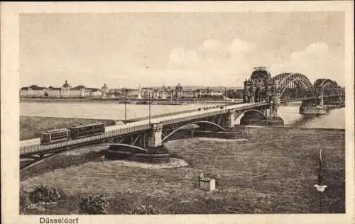 Ak Düsseldorf am Rhein, Rheinbrücke