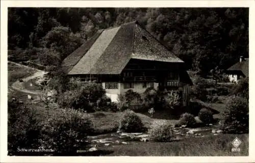 Ak Blick auf ein Schwarzwaldhaus