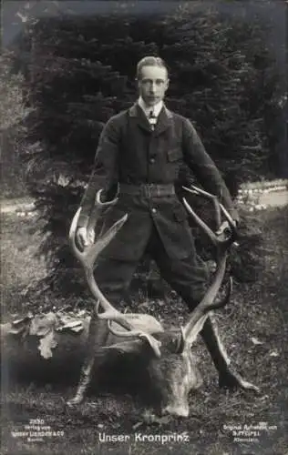 Ak Kronprinz Wilhelm von Preußen auf der Jagd, Portrait mit erlegtem Hirsch, Liersch 2830