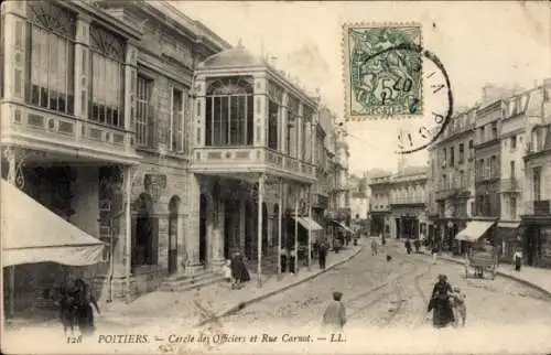 Ak Poitiers Vienne, Officers’ Circle, Rue Carnot