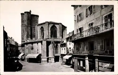 Ak Saint Flour Cantal, L'Eglise Notre-Dame, Place de la Halle