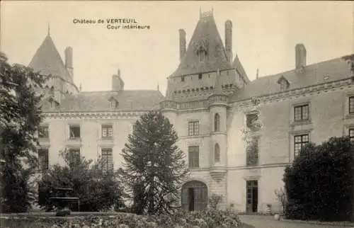 Ak Verteuil sur Charente, Schloss, Innenhof