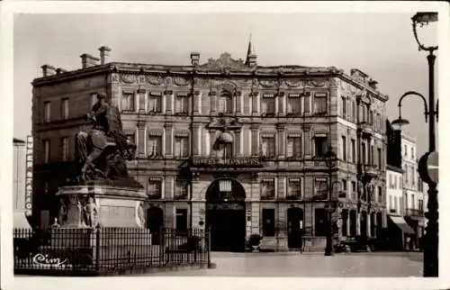 Ak Cognac Charente, Hotel de Londres, Statue Francois Ier