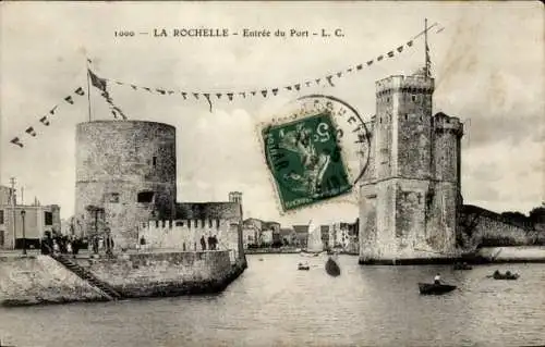 Ak La Rochelle Charente Maritime, Hafeneinfahrt