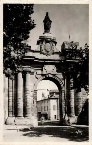 Ak Tarascon Bouches du Rhône, Porte St. Jean