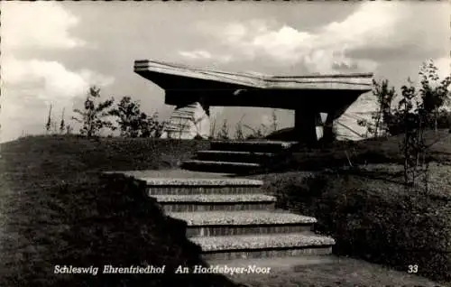 Ak Schleswig an der Schlei, Ehrenfriedhof, An Haddebyer-Noor