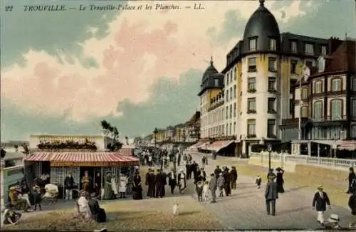 Ak Trouville Calvados, Trouville-Palace, les Planches