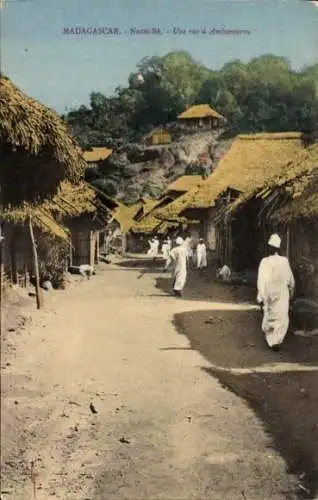 Ak Nosy Be Nossi Be Madagascar, Eine Straße in Ambanourou